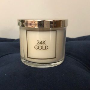 Bath & Body Works 4oz candle - 24k gold